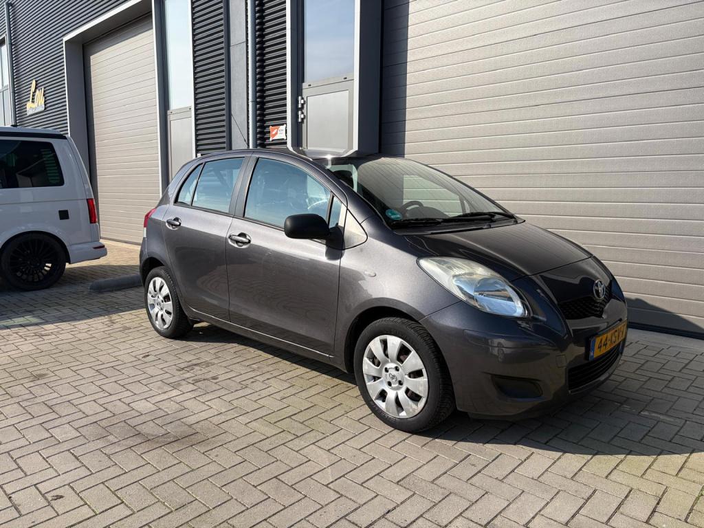 Toyota Yaris 1.3 vvti comfort/150.000 nap/airco/nette auto/