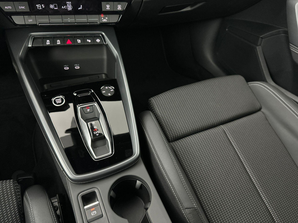 Audi A3 limousine s edition 35 tfsi 110 kw / 150 pk limousine 7 vers