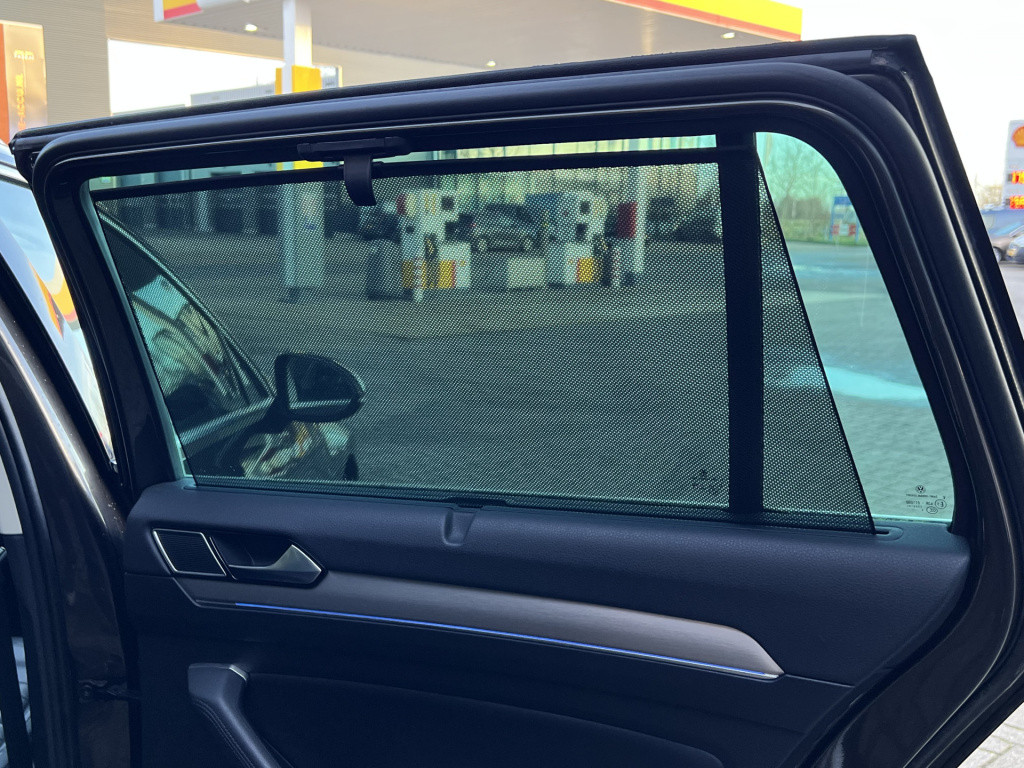 Volkswagen Passat variant highline automaat | bluetooth | camera | lederen 