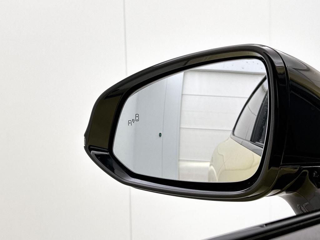 Leapmotor Onbekend b05 promax design 67.1 kwh | voorraad ! | lightning yell