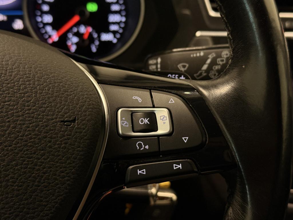 Volkswagen Tiguan 2.0 tsi 4motion highline | leder | electrische trekhaak |