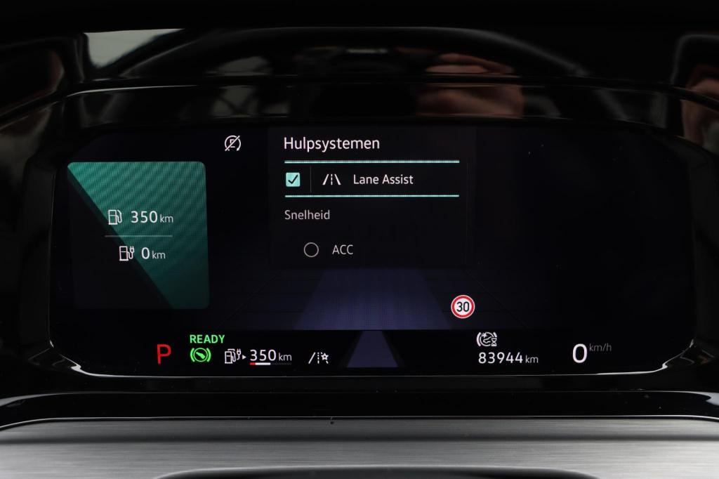 Volkswagen Golf 1.4 ehybrid style 204pk dsg6 | soh 89,8% |