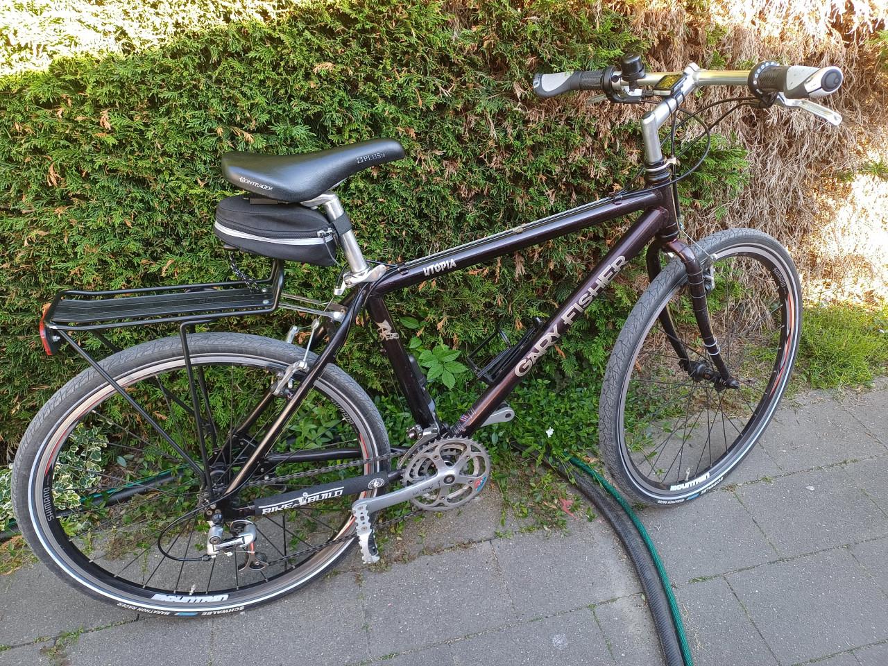 Gary Fisher Utopia  26" M- Bike , met set extra  trainings wielen