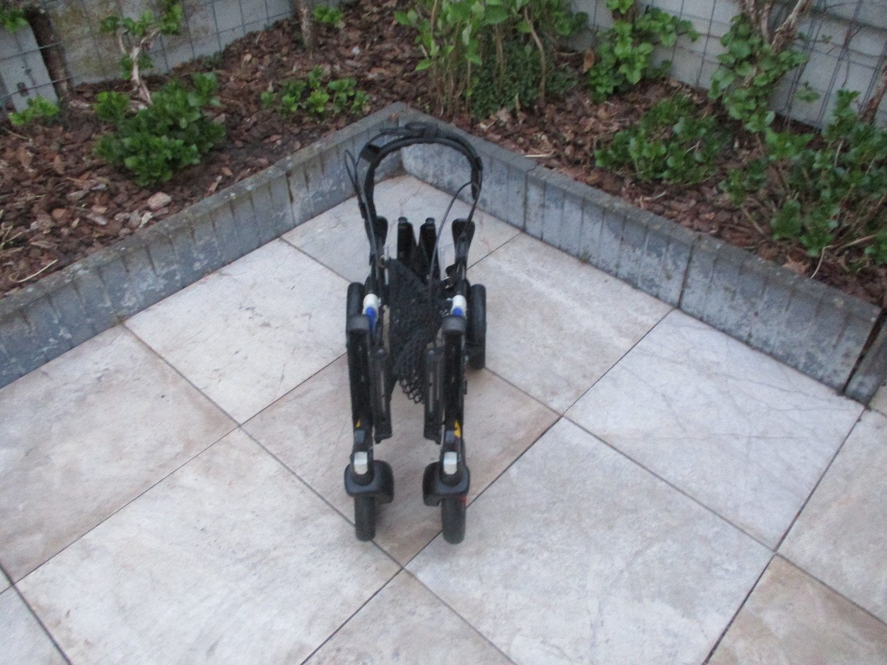 Zgan Topro Odysse dubbel opvouwbare lichtgewicht rollator met dienblad en