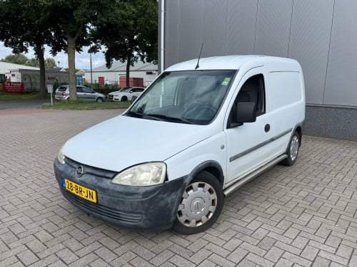 Opel Combo 1.3Cdti City Airco/trekaak Jaar Apk