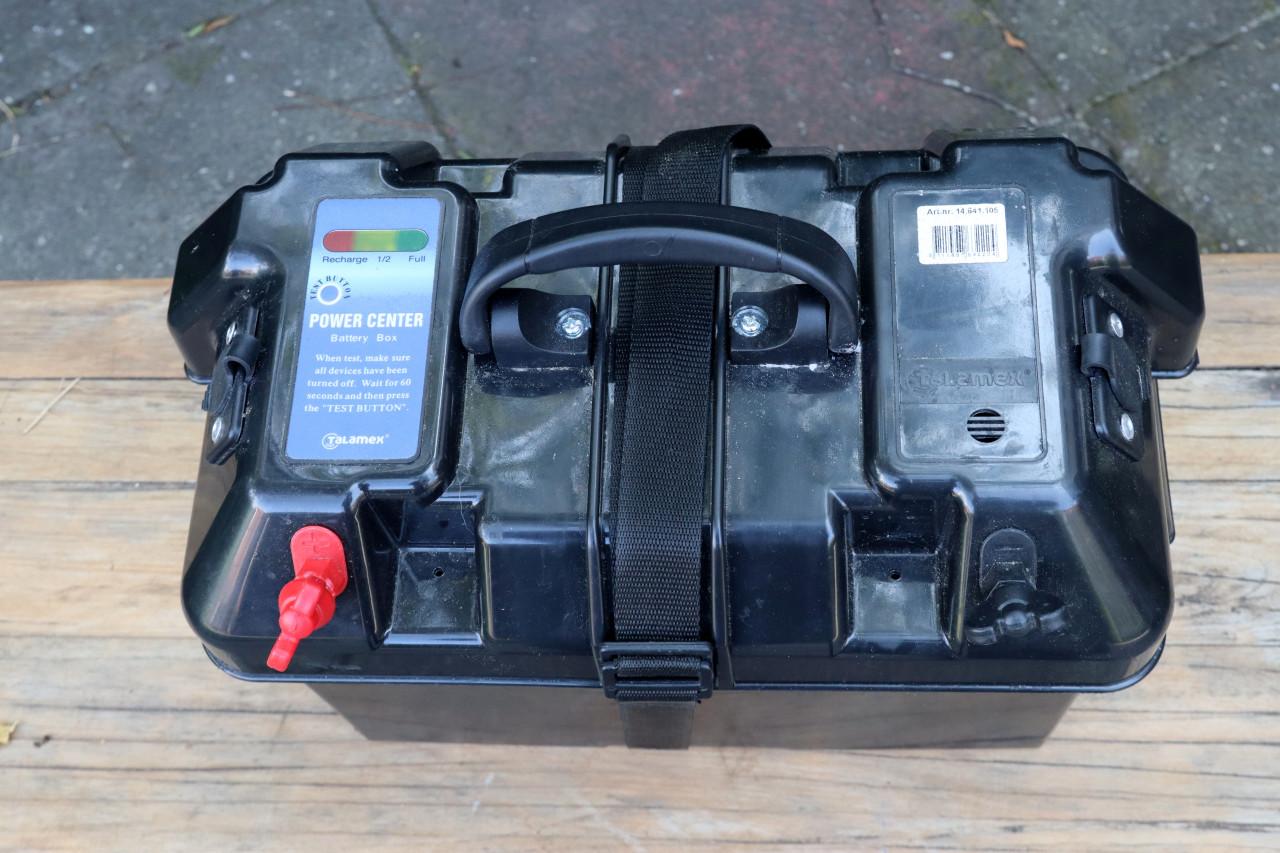 Rubberboot +electro. moter + ACCU 12 volt 105Ah