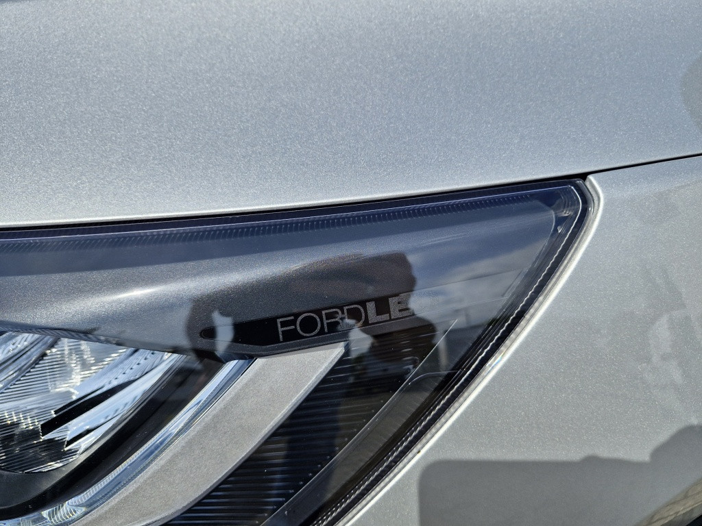 Ford Focus wagon ecoboost 100 pk connected