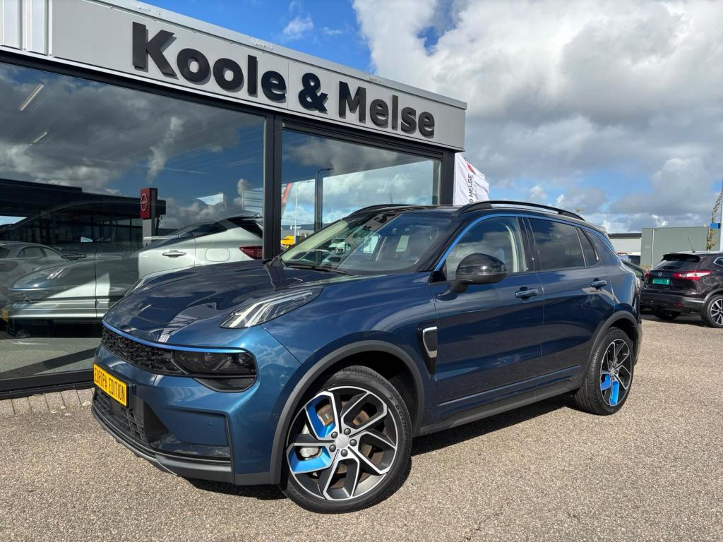 Lynk & Co 01 1.5 261pk phev 7dcth , panodak , adaptive cc , carplay