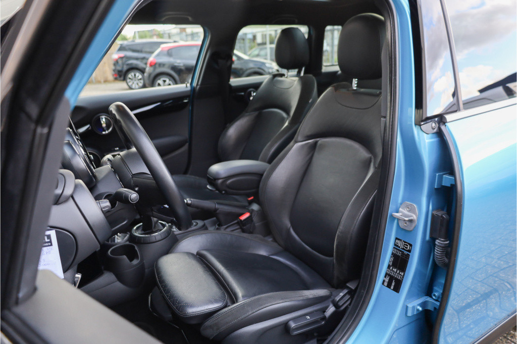 Mini Cooper mini 2.0 chili serious business pano i navipro i cam
