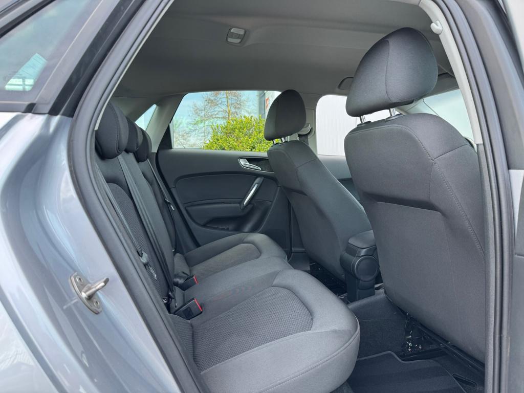 Audi A1 Sportback 1.0 tfsi s-line * nap * cruise control * 17 inch