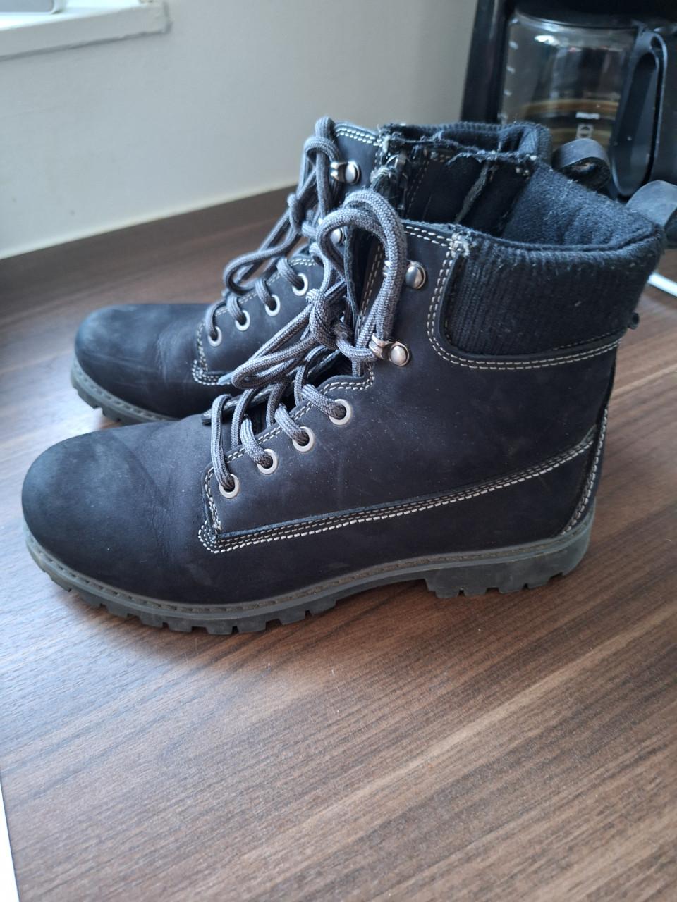 Stevige wandelschoenen Human Nature maat 38