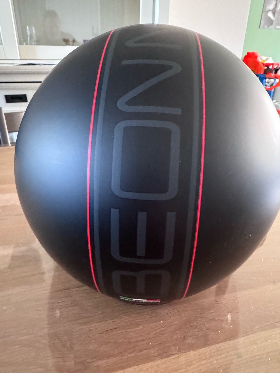 Beon disign scooter helm. (nieuw)