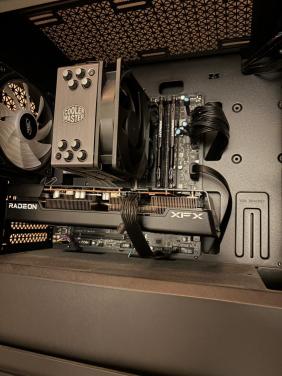 Game PC- i5 10400 , RX 6600 XT, 16 GB RAM, 1TB SSD