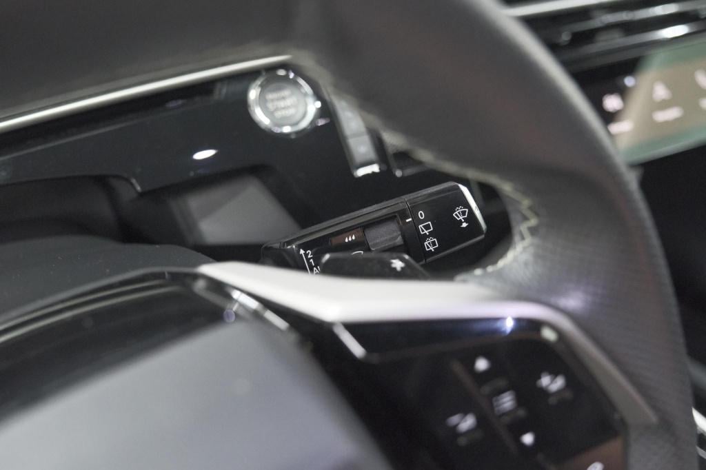 Peugeot 5008 1.2 hybrid 136 gt 7p | adaptieve cruise control | camera | ele