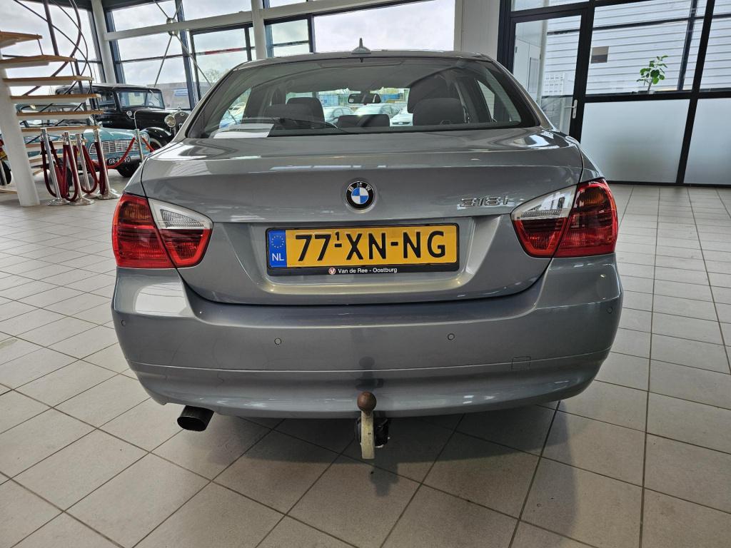 BMW 3-serie 318i business line