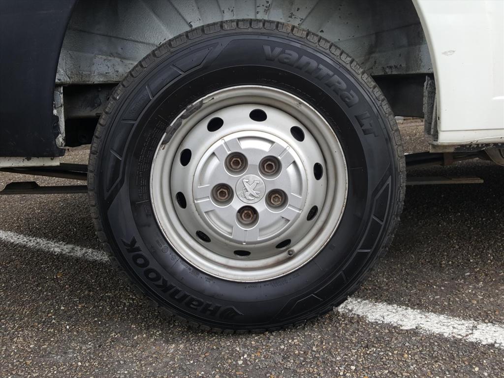 Peugeot Boxer gb 333 l2h2 bluehdi 140pk trekhaak | navigatie | cruise contr