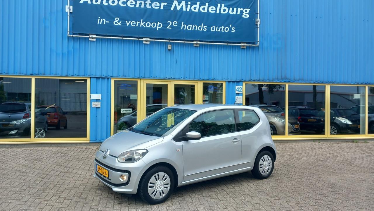 Volkswagen 1.0 Move Up! 3drs bj:2012 airco-navigatie i.z.g.st