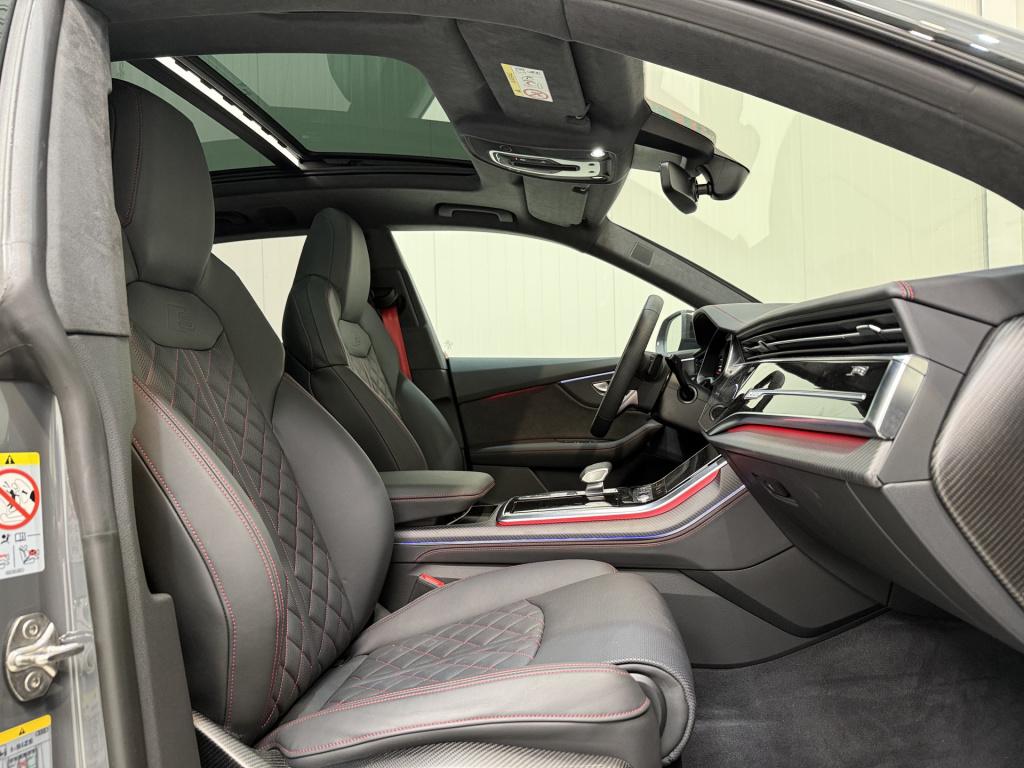 Audi Q8 60 tfsi e 560pk quattro aero abt power pakket | carbon pakket