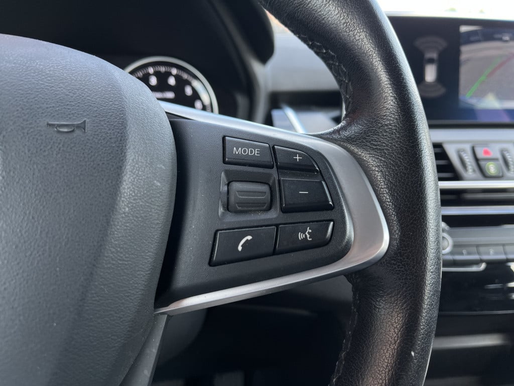 BMW 2-serie active tourer 220i high executive | head-up | navi | camera | l