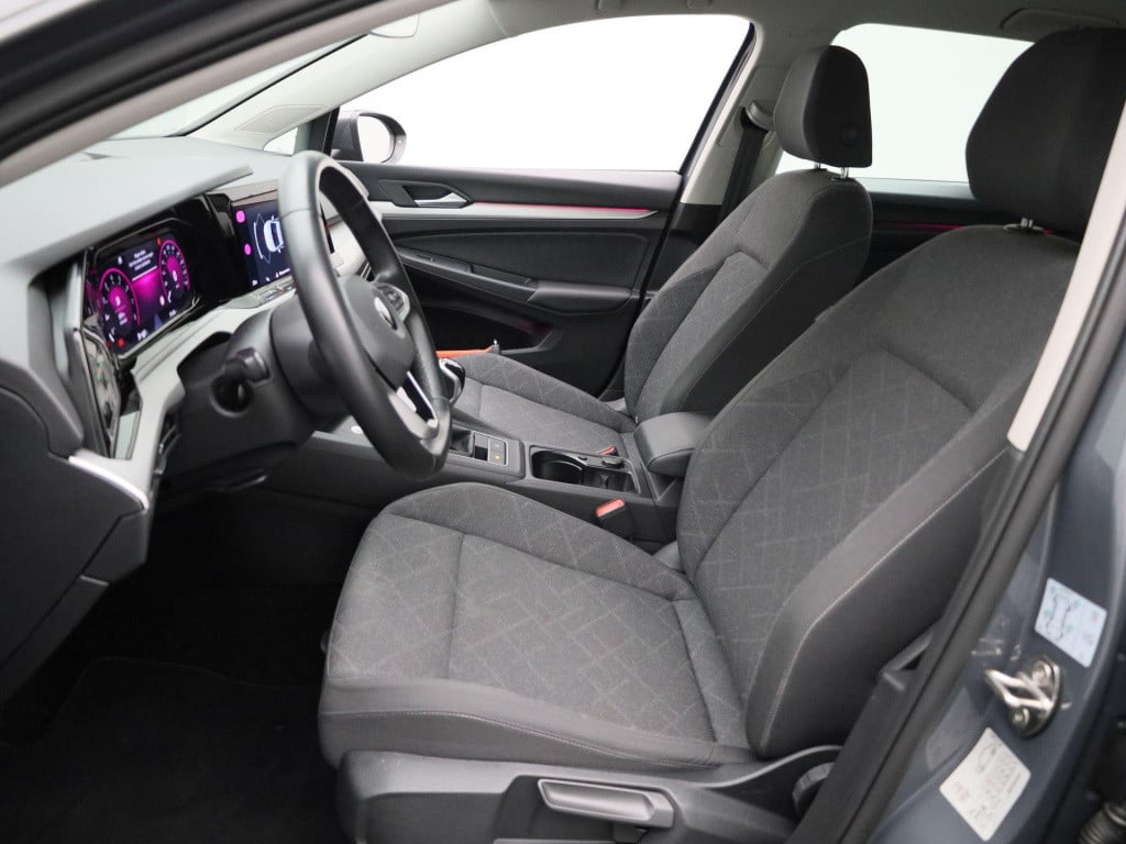 Volkswagen Golf variant 1.0 tsi life | lmv | parkeer sensoren | virtual coc
