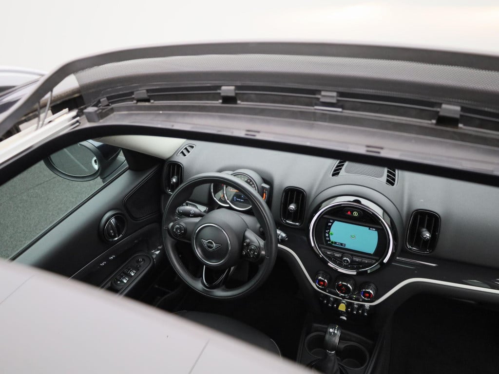 Mini Countryman 1.5 cooper all4 pepper | automaat | navigatie | panoramadak