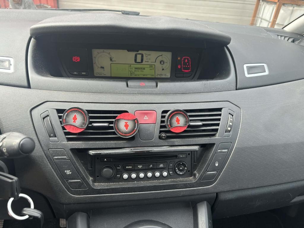 Citroen Grand C4 Picasso 1.6 vti image 7p.