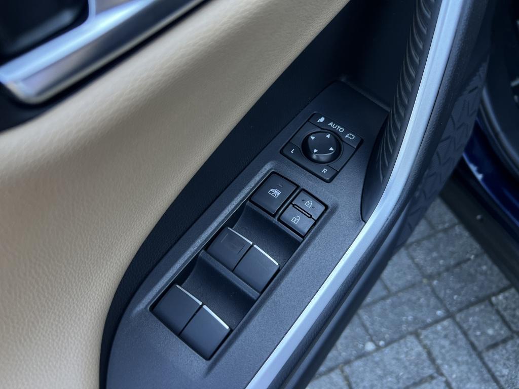 Toyota Rav4 2.5 hybrid executive