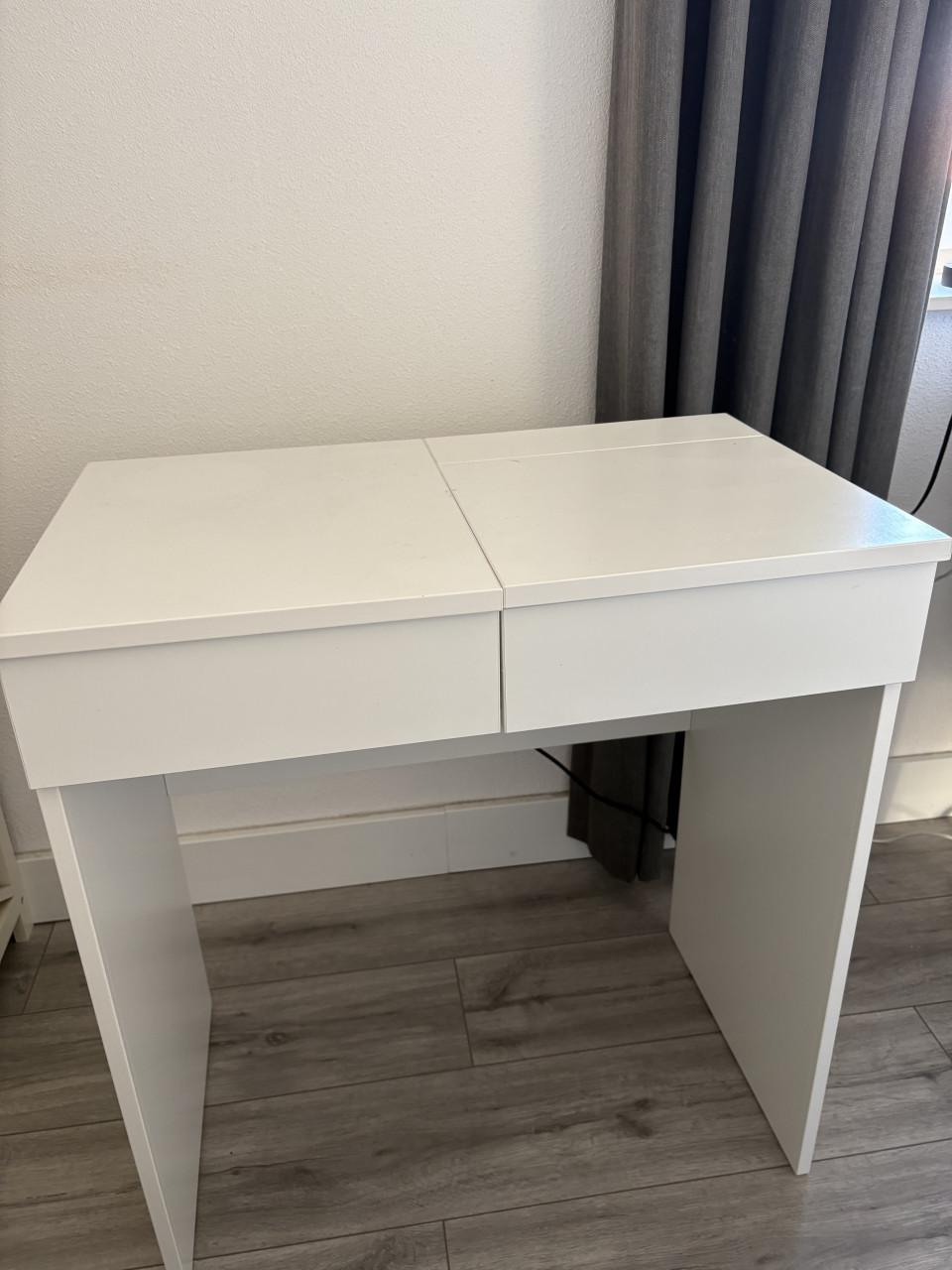 Witte kaptafel