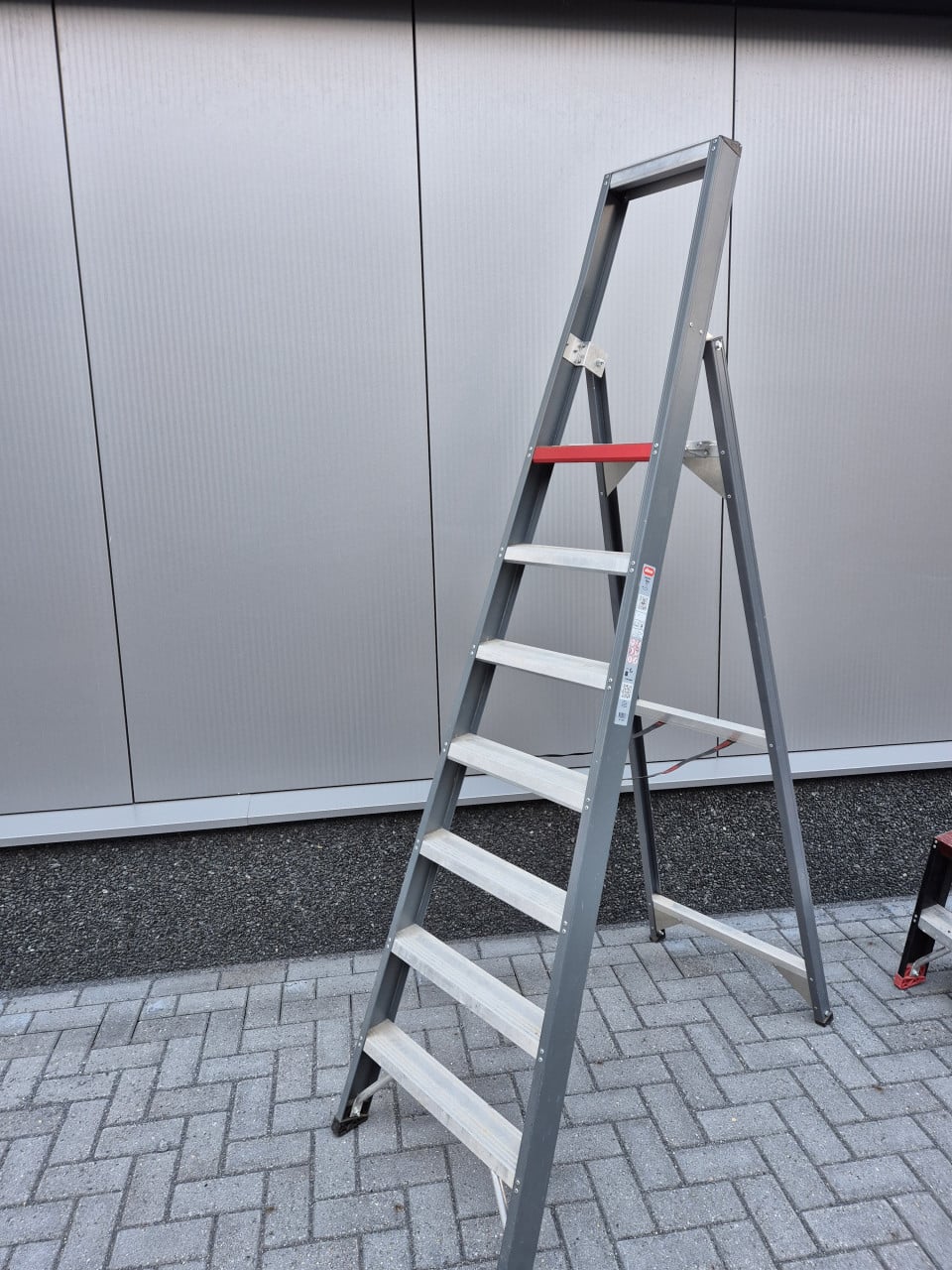 Altrex Falco enkel oploopbare ladder