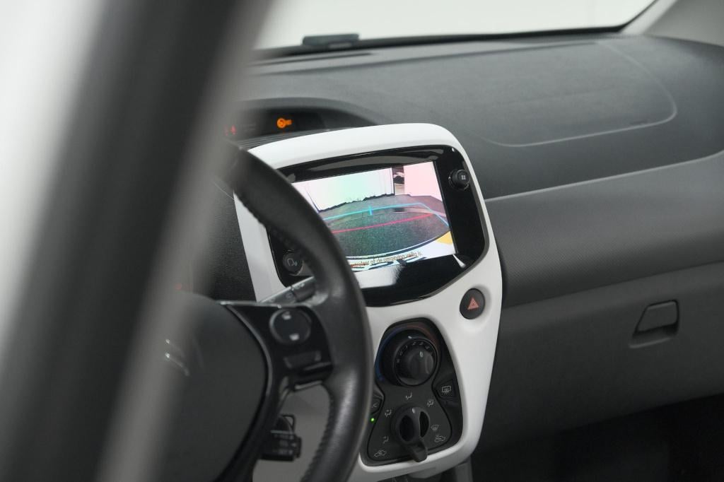 Citroen C1 1.0 vti shine | camera | airco | navigatie | 5 deurs