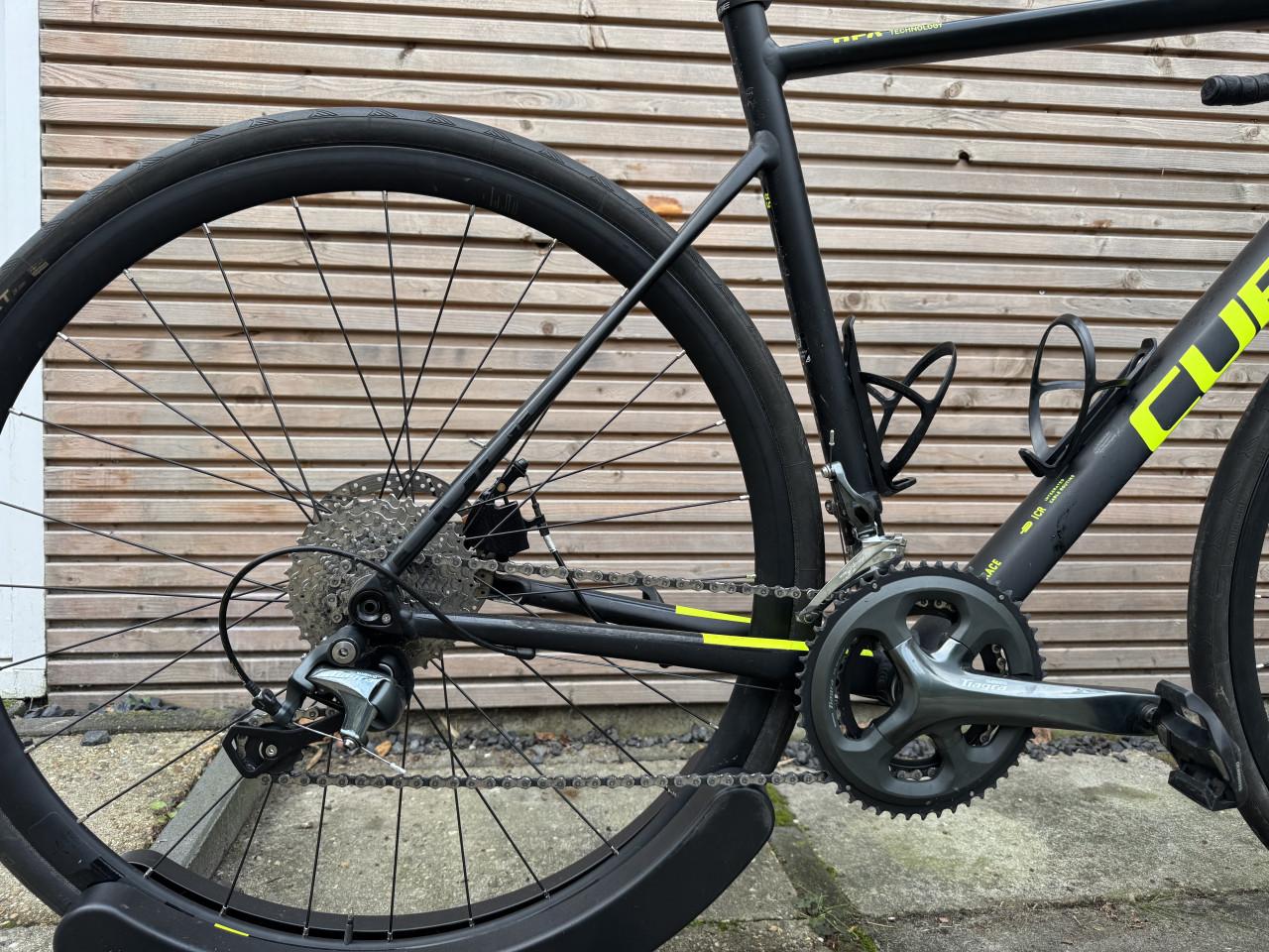 Cube Attain Race Disc Tiagr 2020 (Racefiets)