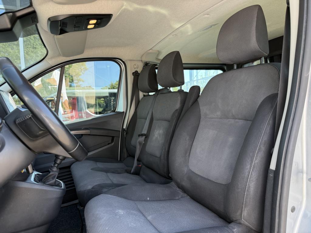 Renault Trafic 2.0 dci 130 t29 l2h1 dc 6 pers. work edition | navi | carpla