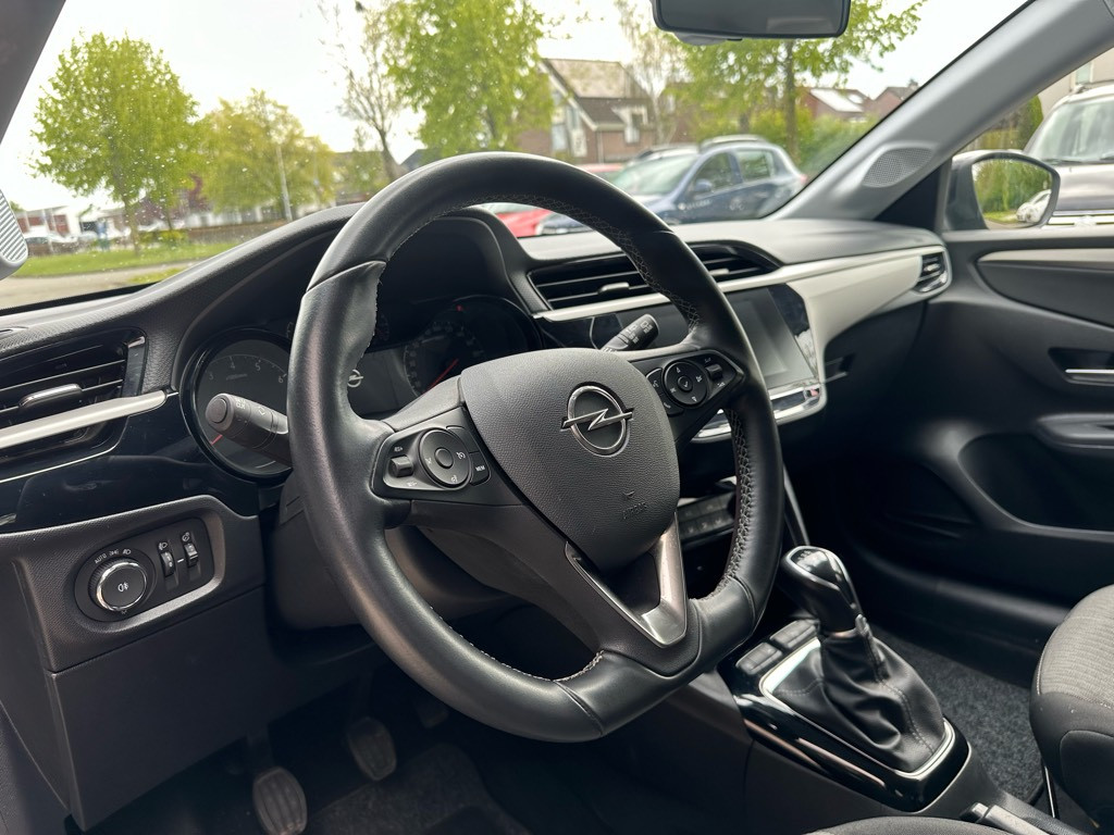 Opel Corsa 1.2 black edition