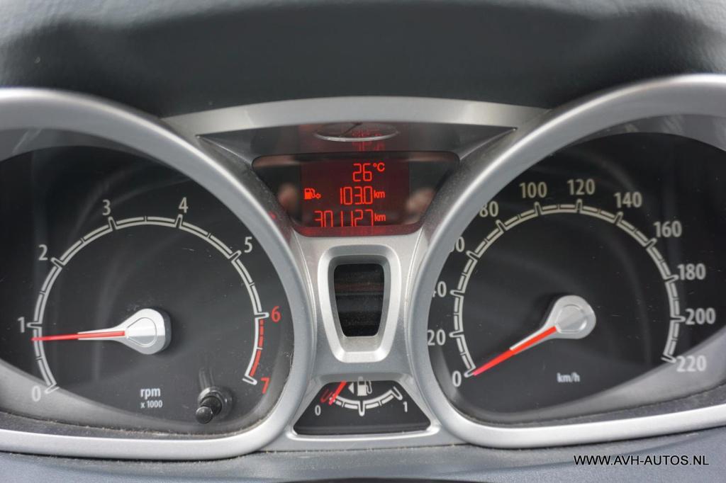 Ford Fiesta 1.4 titanium