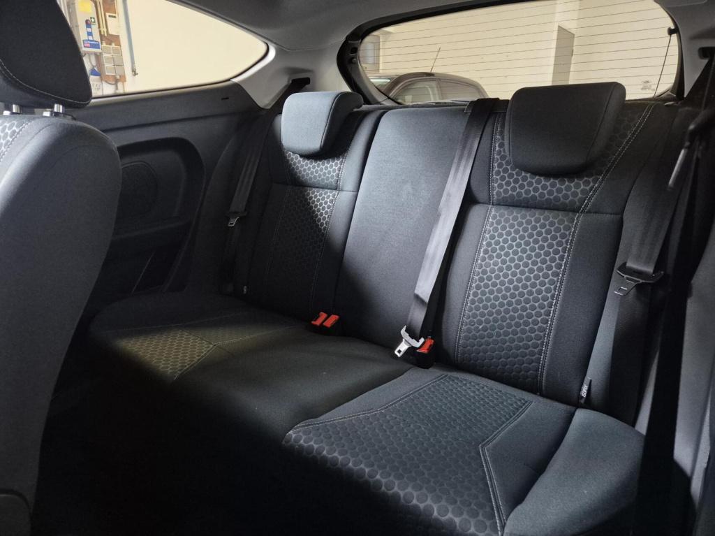 Ford Fiesta 1.4 titanium / automaat / origineel nl