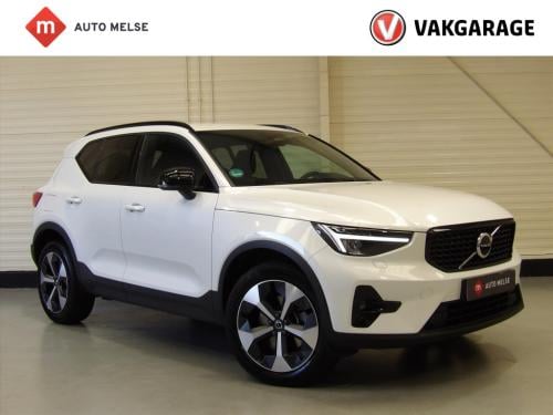 Volvo XC40 b3 163pk mild hybrid aut plus dark