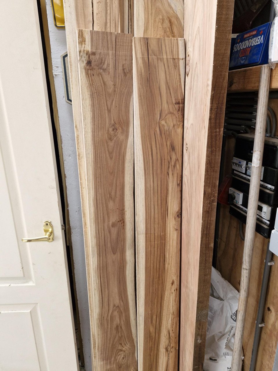 Planken mahonie, eiken, kersen, beuken, en teak