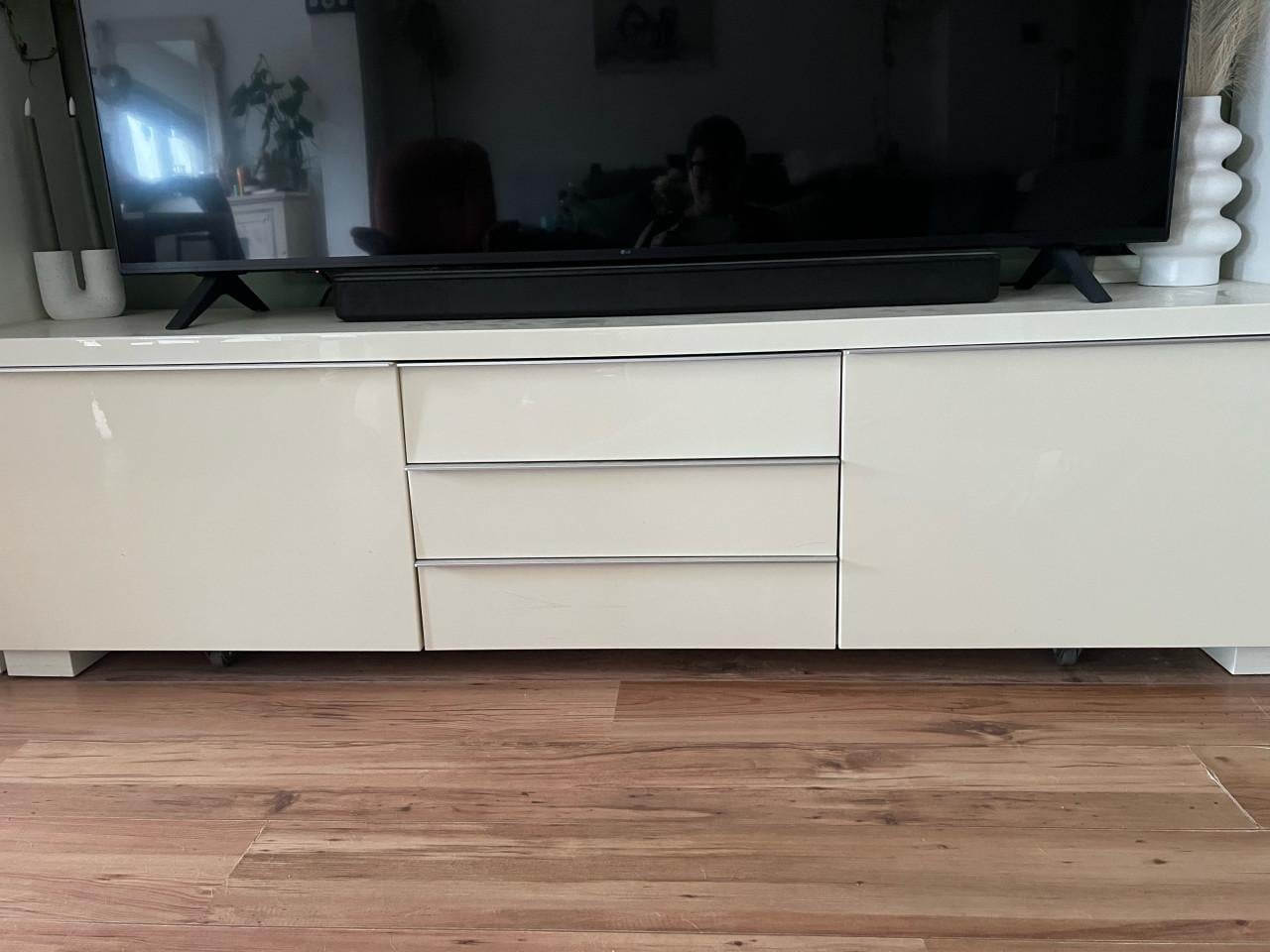 Gratis tv meubel