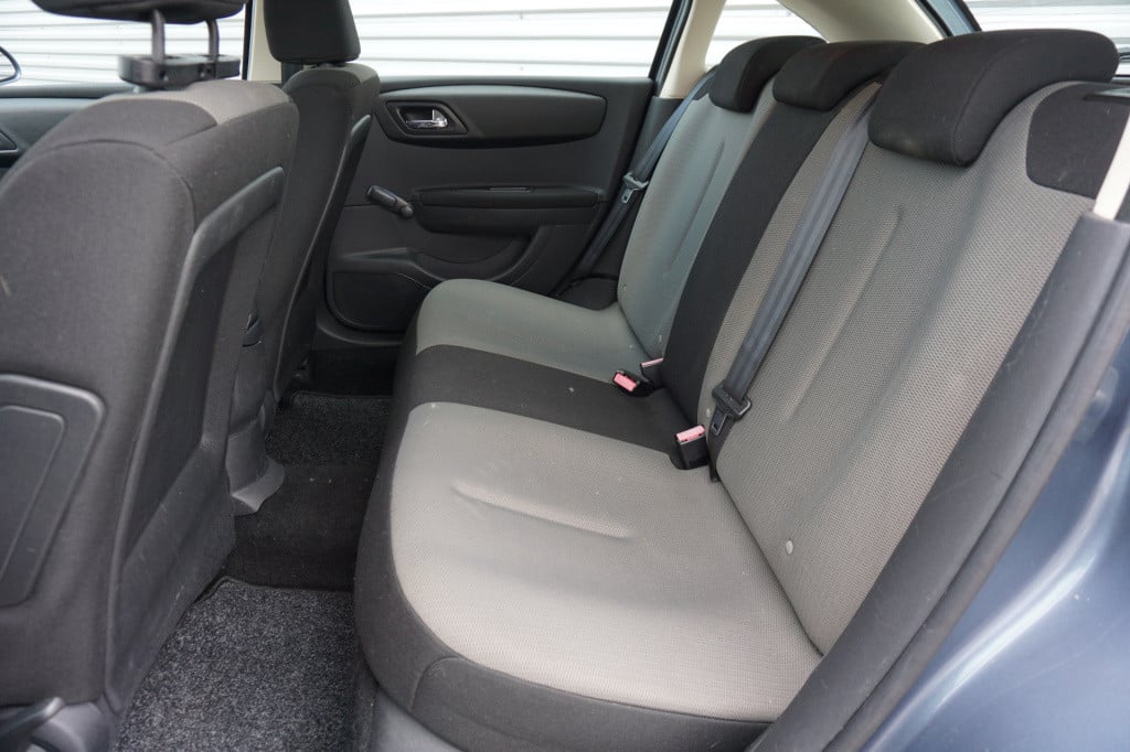 Citroen C4 1.6-16v ligne business climate / elektr. ramen / cruise / nap
