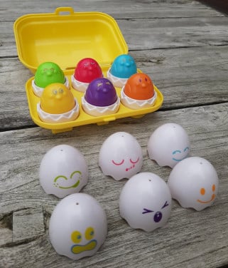 Tomy Verrasingseieren speelset