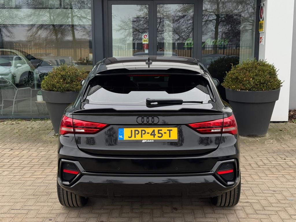 Audi Q3 sportback 35 tfsi pro line * leder * trekhaak * stoelverwarming