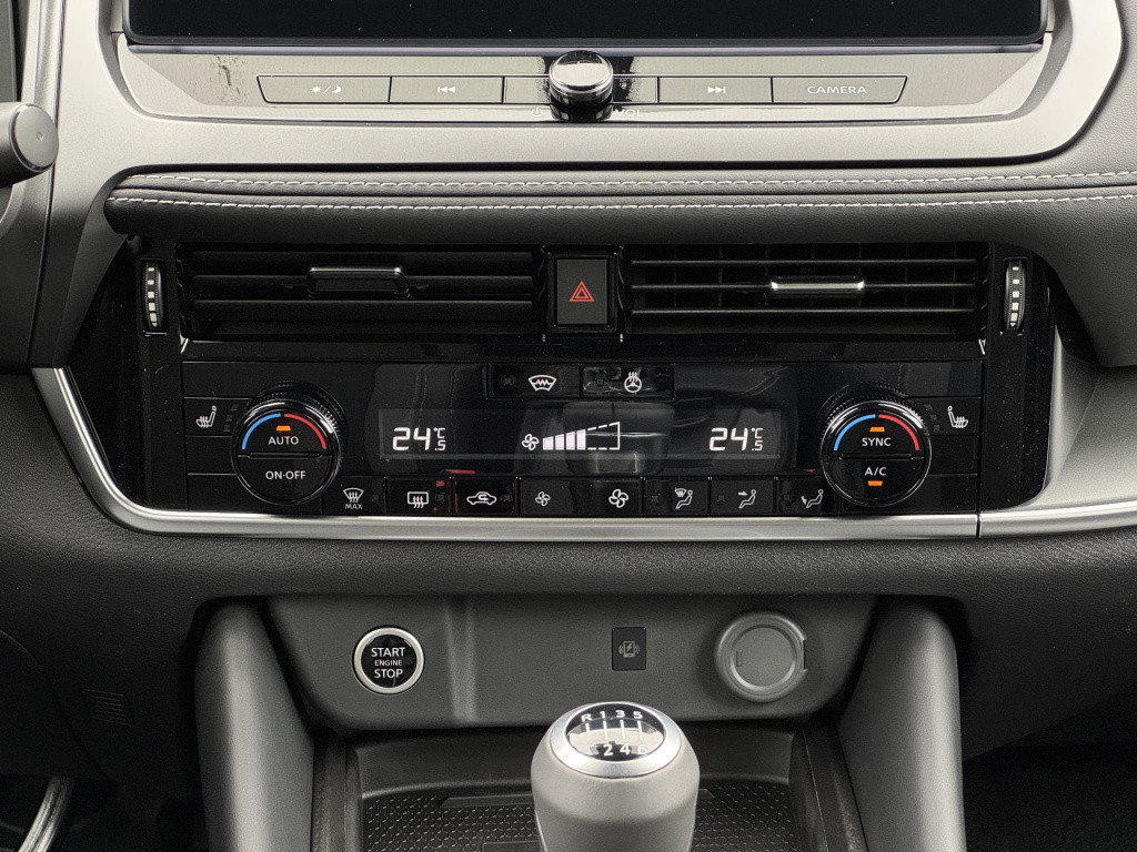 Nissan Qashqai 1.3 mhev n-connecta panoramadak + cold pack