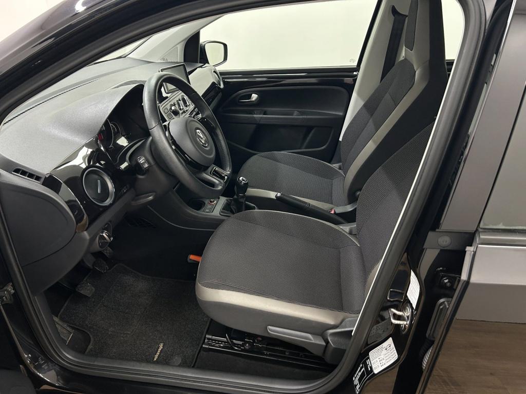 Volkswagen UP! occasion 1.0 high up! bluemotion | zwart | tweedehands volks
