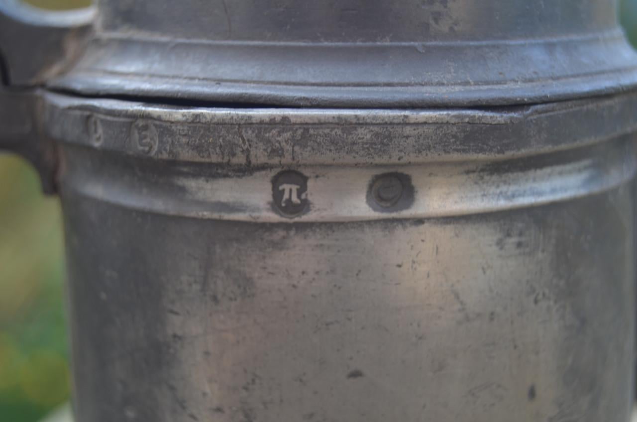 Tinnen klepkan / koffiepot gemerkt