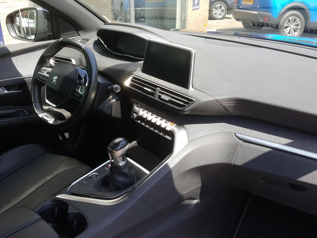 Peugeot 3008 gt-line 1.2 130pk apple carplay & android auto| navi | trekhaa