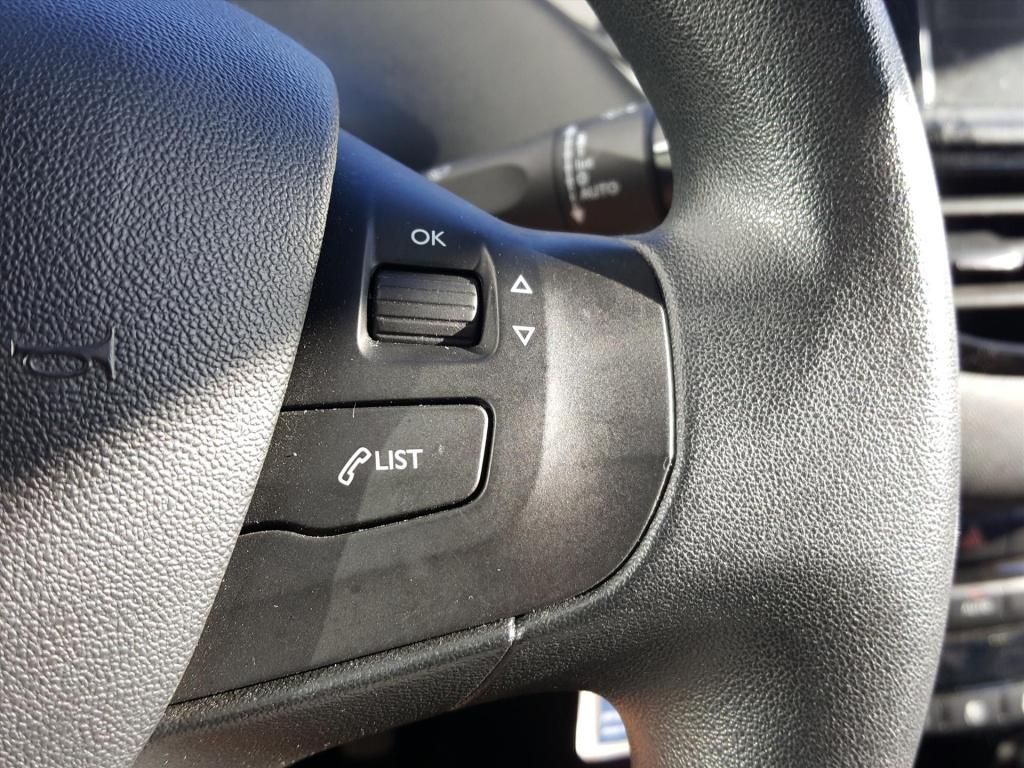 Peugeot 208 1.2 vti 82pk 5d envy navigatie | cruise & climate control | par