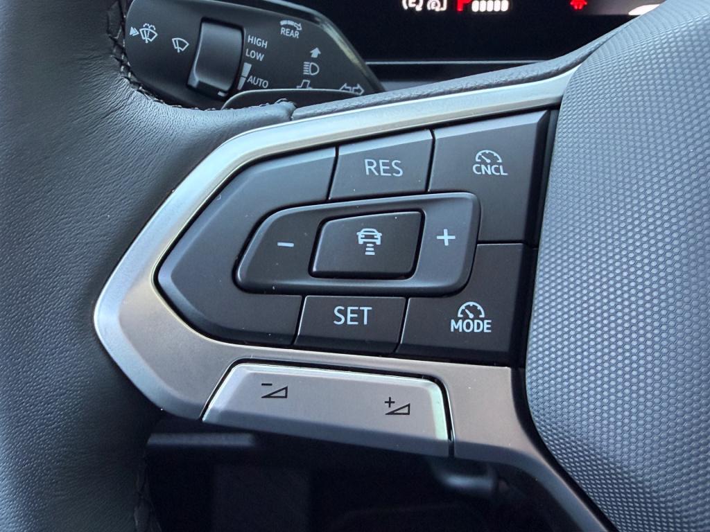 Volkswagen Tiguan 1.5 ehybrid elegance | panoramadak | iq light | dode hoek