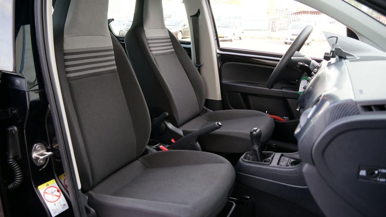 Volkswagen Up! 1.0 BMT move up! rijklaar incl garantie