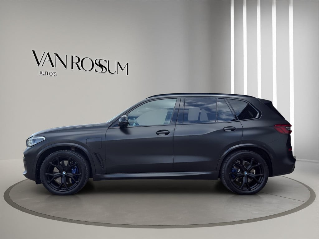 BMW X5 xdrive45e (210kw) pano| laser | massage | koeling | sky lounge