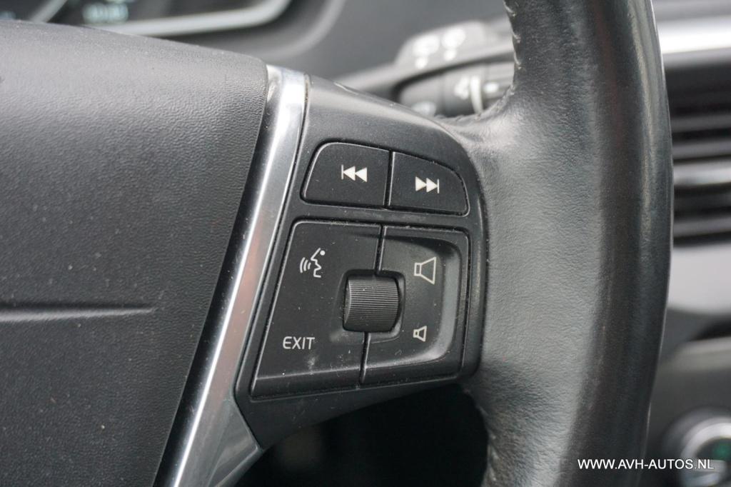 Volvo V40 2.0 d2 summum business